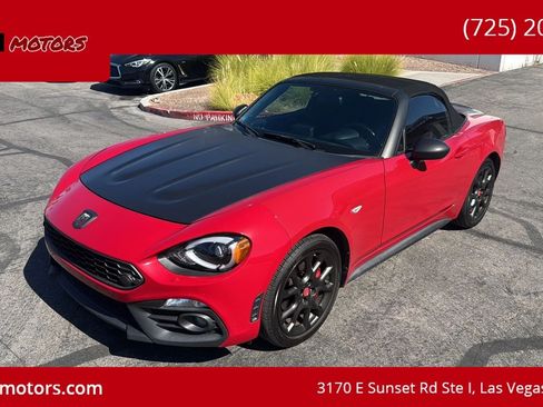 Used 2018 FIAT 124 Spider Abarth w/ Convenience Group RWD image 5