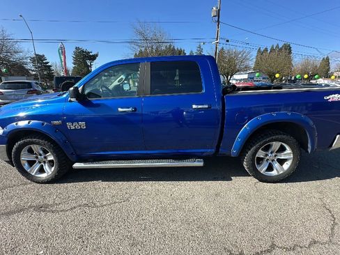 Used 2016 RAM 1500 Classic SLT w/ Luxury Group image 7