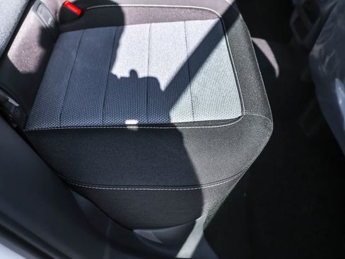 Used 2025 Volkswagen Taos S image 32