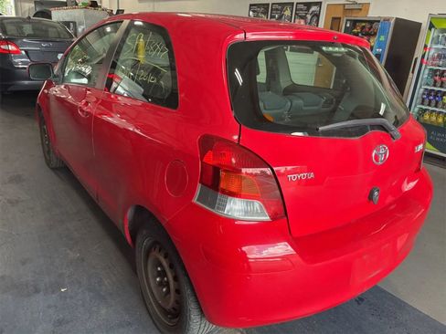Used 2011 Toyota Yaris 2-Door Hatchback w/ PWR Pkg w/Steel Wheels FWD image 2