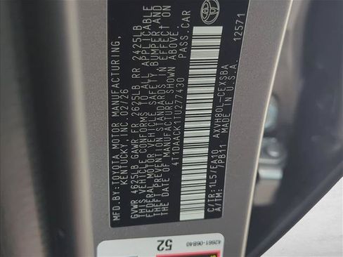 Used 2026 Toyota Camry SE FWD image 27