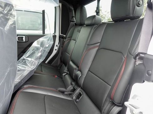 New 2026 Jeep Gladiator Rubicon AWD/4WD image 24
