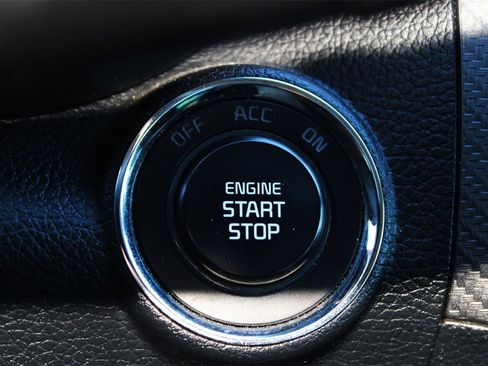 Used 2017 Kia Forte S w/ S Technology Package image 24