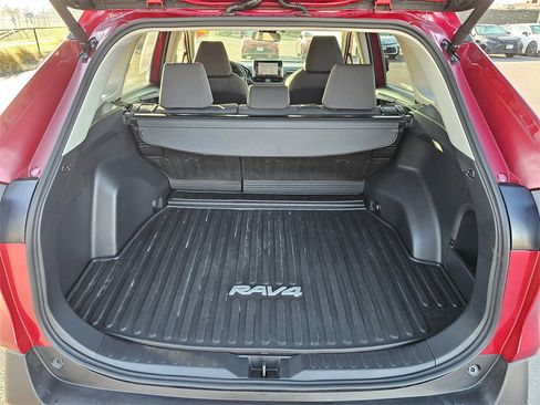 Used 2024 Toyota RAV4 XLE w/ Convenience Package image 14