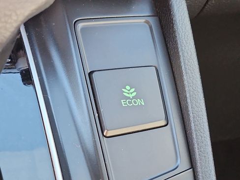 Used 2017 Honda CR-V EX image 27