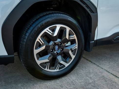 Certified 2026 Subaru Forester Premium AWD/4WD image 14