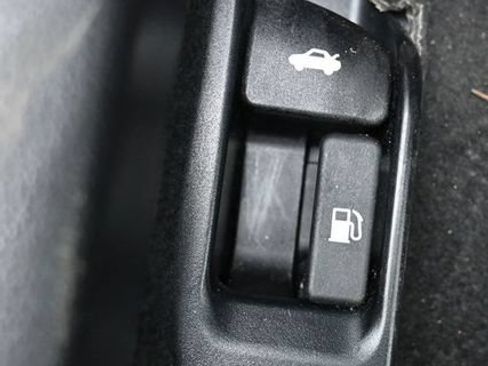 Used 2026 Toyota Corolla LE FWD image 37