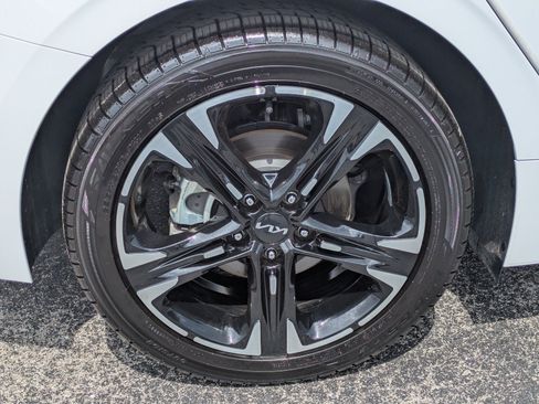 Certified 2023 Kia K5 GT-Line FWD image 9