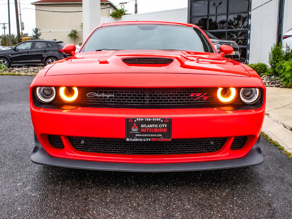 Used 2022 Dodge Challenger R/T Scat Pack RWD image 2