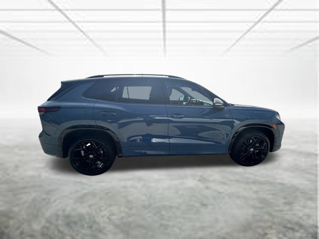 New 2026 Volkswagen Tiguan SE R-Line AWD/4WD image 6