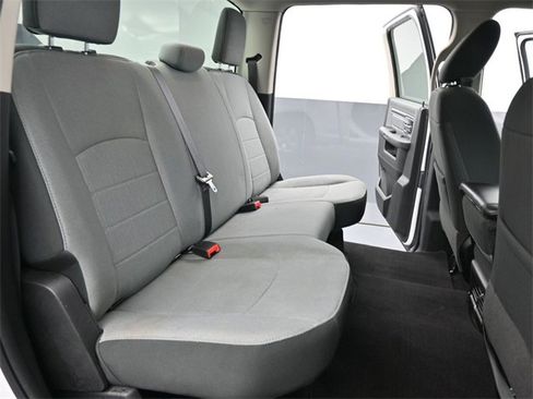 Used 2022 RAM 1500 Classic SLT image 27