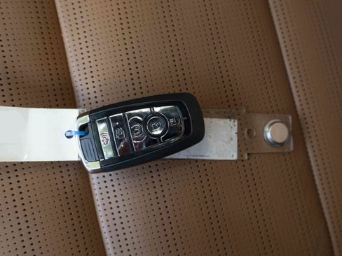 Used 2025 Lincoln Aviator Black Label AWD/4WD image 45