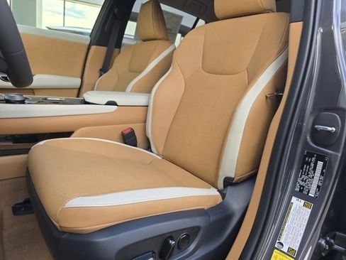 New 2026 Lexus RZ 350e 350e Premium image 8