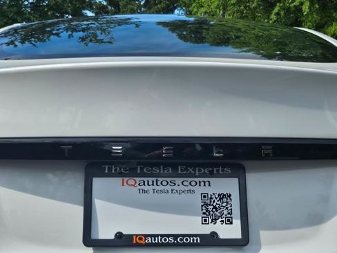 Used 2023 Tesla Model S Standard Range AWD/4WD image 29