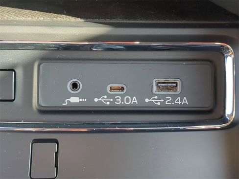 New 2025 Subaru Ascent Bronze Edition image 25