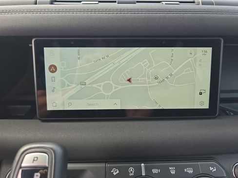 Used 2022 Land Rover Defender 90 X-Dynamic S image 15