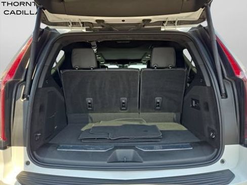 Used 2023 Cadillac Escalade Sport Platinum w/ LPO, ONYX Package AWD/4WD image 40