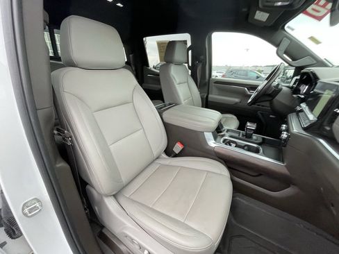 Used 2023 GMC Sierra 1500 SLT w/ SLT Premium Package image 29