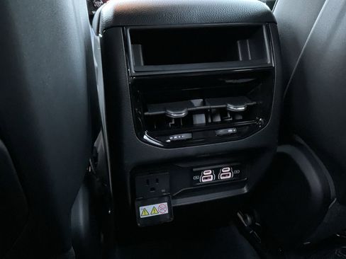 New 2025 Jeep Grand Cherokee Laredo X w/ Luxury Tech Group I image 29