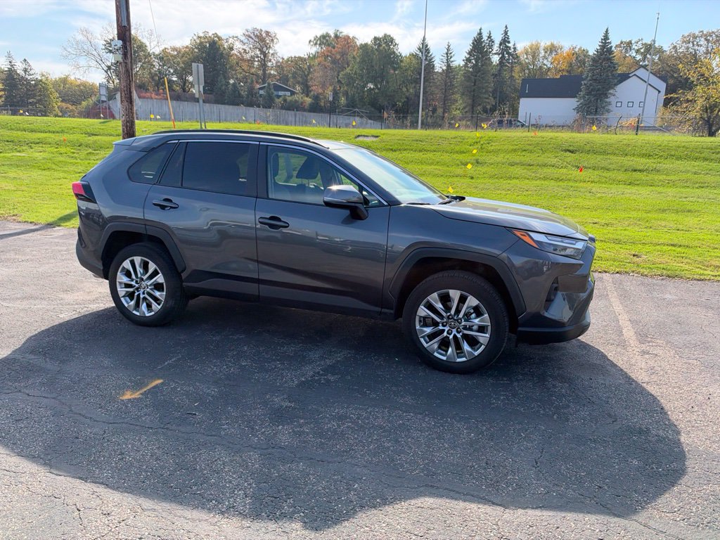 Used 2025 Toyota RAV4 XLE Premium w/ Weather Package AWD/4WD image 15