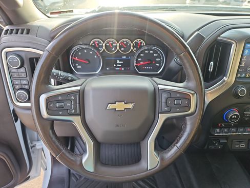 Used 2021 Chevrolet Silverado 3500 LTZ image 16