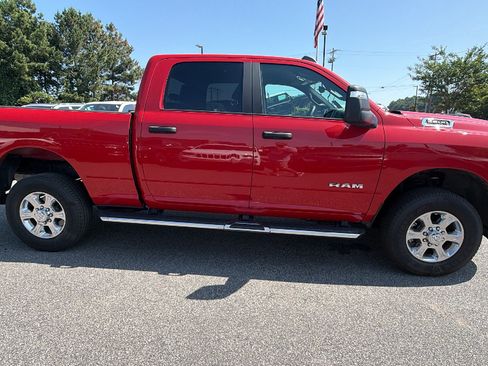 Used 2026 RAM 2500 Big Horn AWD/4WD image 7