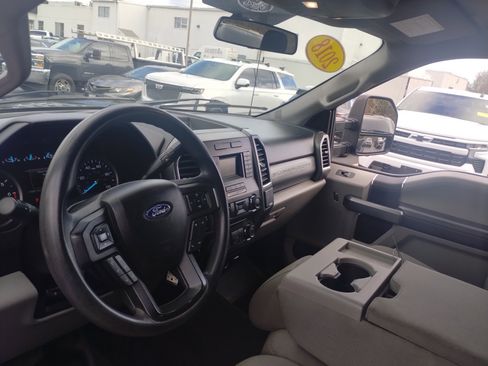 Used 2018 Ford F250 XLT image 9