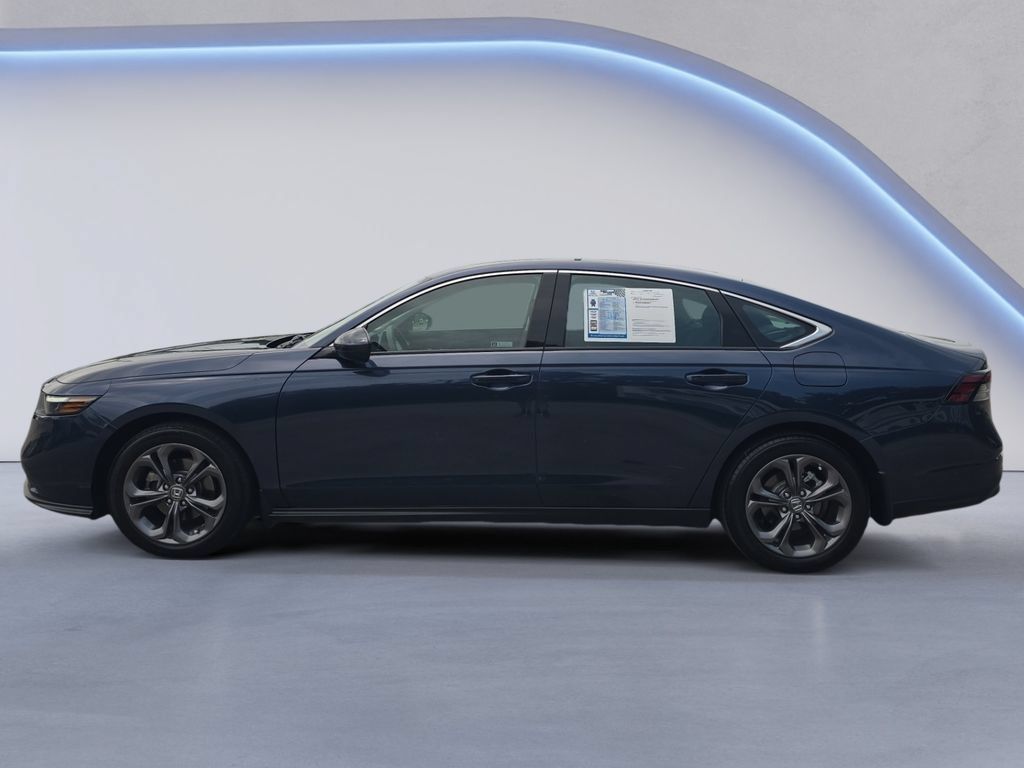 Used 2024 Honda Accord EX image 2