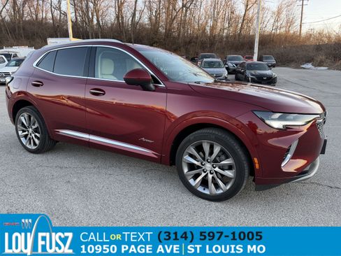 Used 2021 Buick Envision Avenir image 1