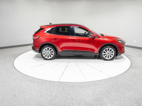 Used 2021 Ford Escape Titanium w/ Titanium Elite Package AWD/4WD image 29