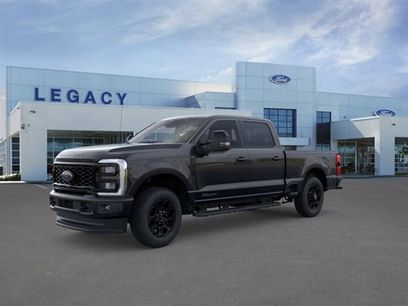 New 2026 Ford F250 Lariat w/ Black Appearance Package