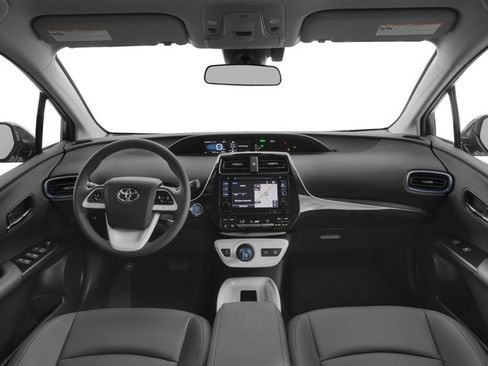 Used 2016 Toyota Prius Four Touring w/ Premium Convenience Package FWD image 8