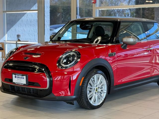 Used 2024 MINI Cooper SE FWD image 3