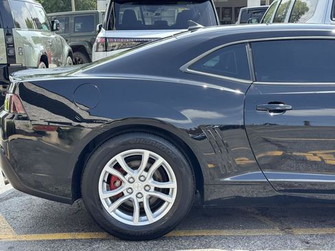 Used 2015 Chevrolet Camaro LS RWD image 9