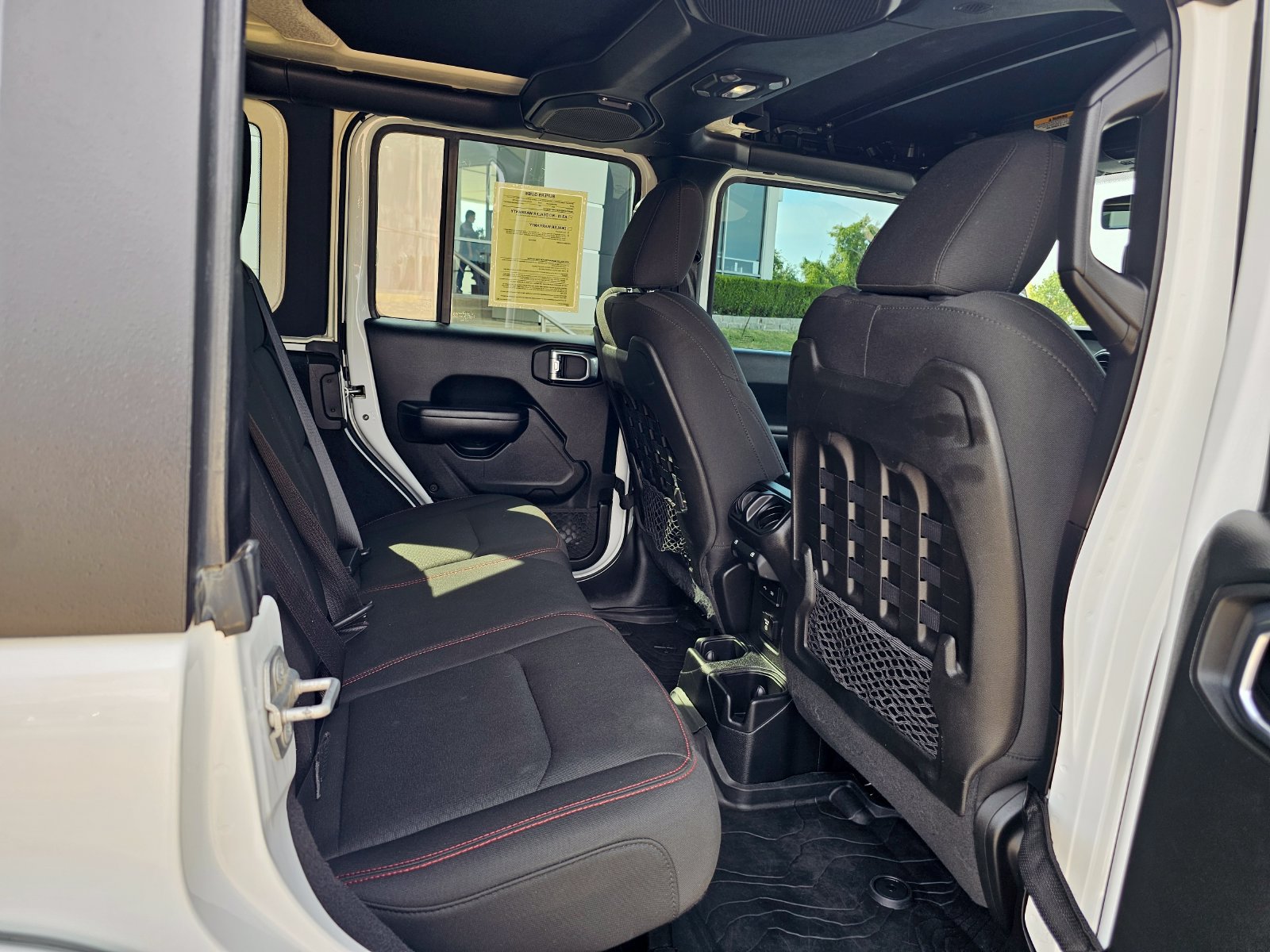 Used 2018 Jeep Wrangler Unlimited Rubicon AWD/4WD image 29