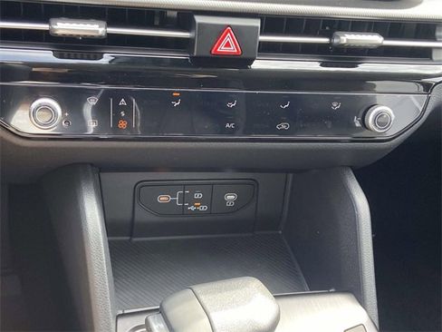 New 2026 Kia Sportage LX image 18