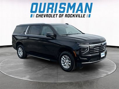 Used 2025 Chevrolet Suburban LT w/ Comfort Package