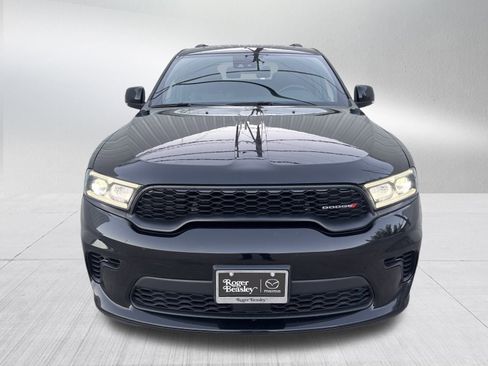 Used 2024 Dodge Durango GT image 2