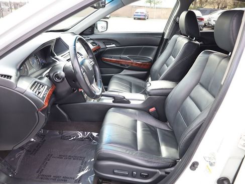 Used 2010 Honda Crosstour EX-L image 10