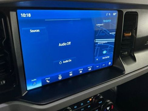 Used 2023 Ford Bronco Badlands image 23