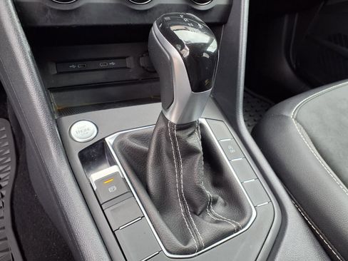 Used 2022 Volkswagen Taos SE image 20