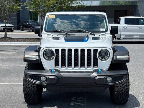 Used 2023 Jeep Wrangler Unlimited Rubicon 4xe w/ Cold Weather Group AWD/4WD image 2