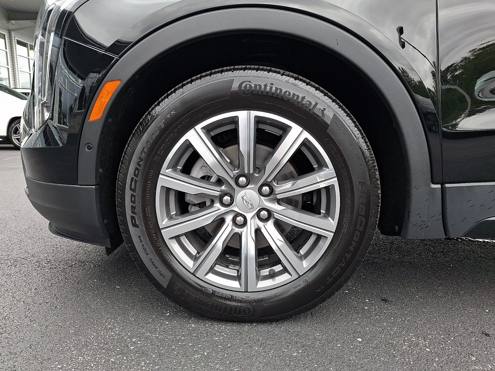 Used 2022 Cadillac XT4 Sport w/ Comfort Package AWD/4WD image 8