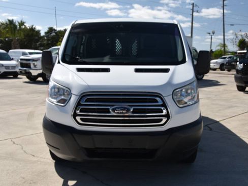 Used 2018 Ford Transit 250 130 Low Roof w/ Exterior Upgrade Package RWD image 2