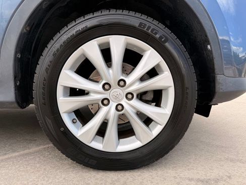 Used 2013 Toyota RAV4 Limited AWD/4WD image 28