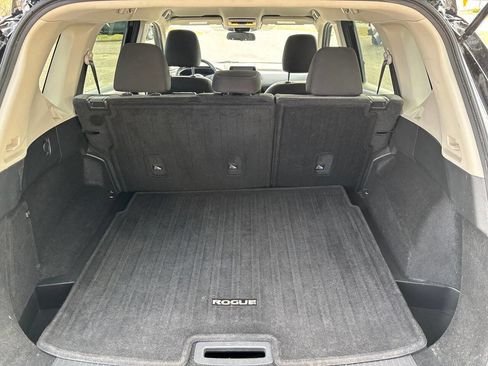 Used 2021 Nissan Rogue SV image 22