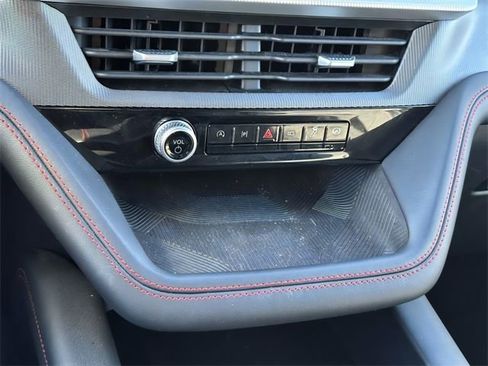 Used 2025 Ford Explorer ST-Line image 11