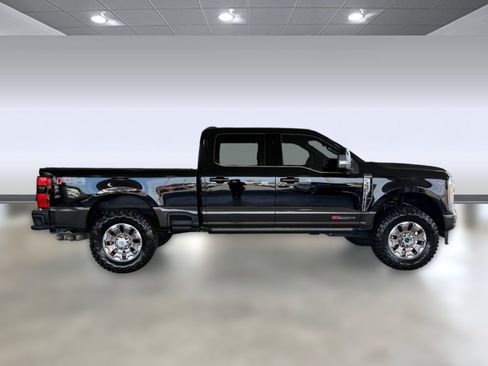 Used 2025 Ford F350 King Ranch w/ FX4 Off-Road Package AWD/4WD image 8