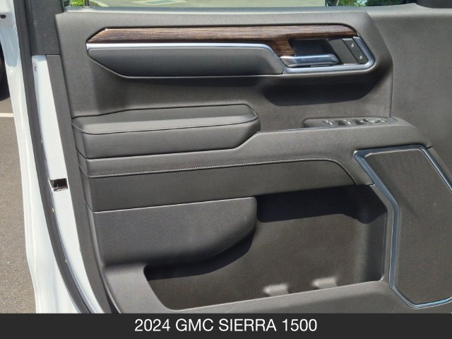Used 2024 GMC Sierra 1500 Elevation AWD/4WD image 11