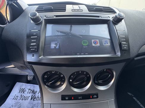 Used 2010 MAZDA MAZDA3 i Sport FWD image 13